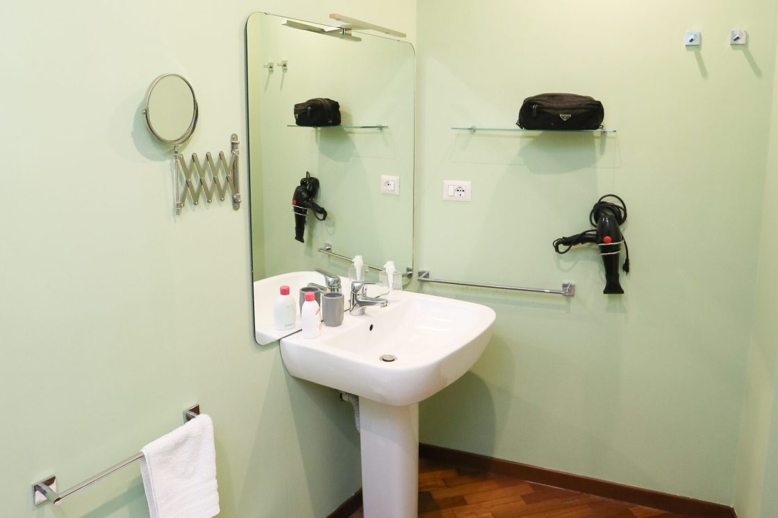 28 Bagno 1