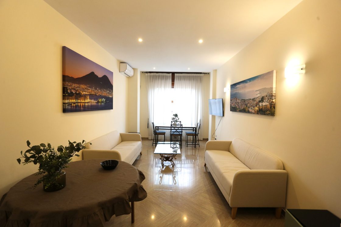 3 Salone